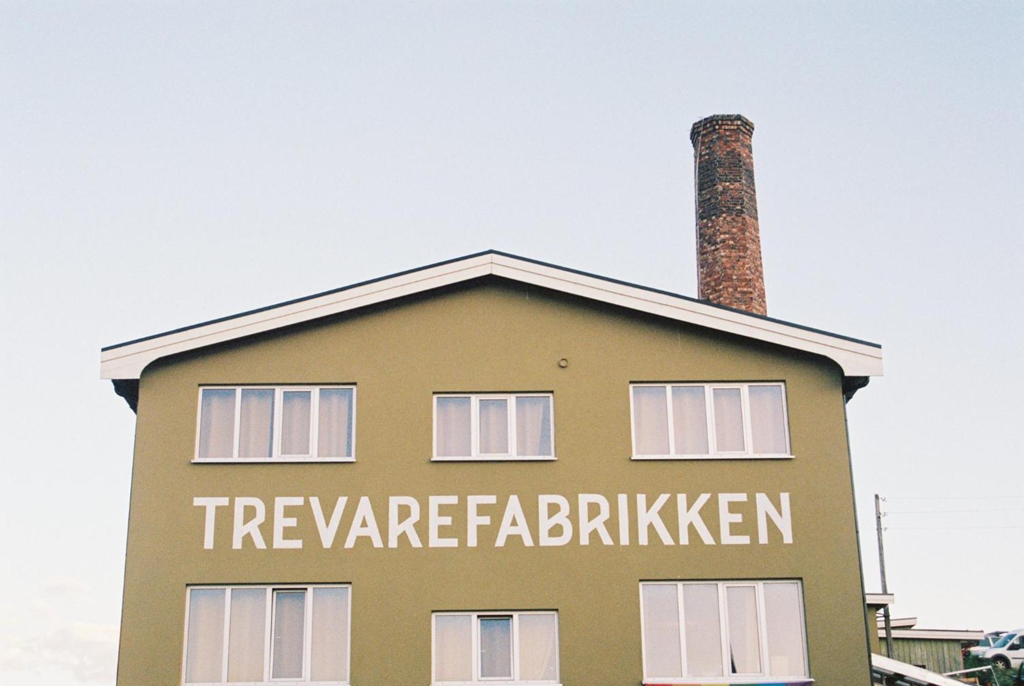Trevarefabrikken ヘニングスヴァール エクステリア 写真